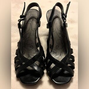 GUC Kohl's Mudd Sling Back Women's Black Heels size 7 1/2